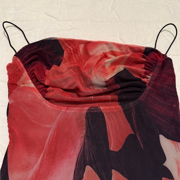 Princess Polly red and black floral mini dress size 4 - Picture 4 of 7